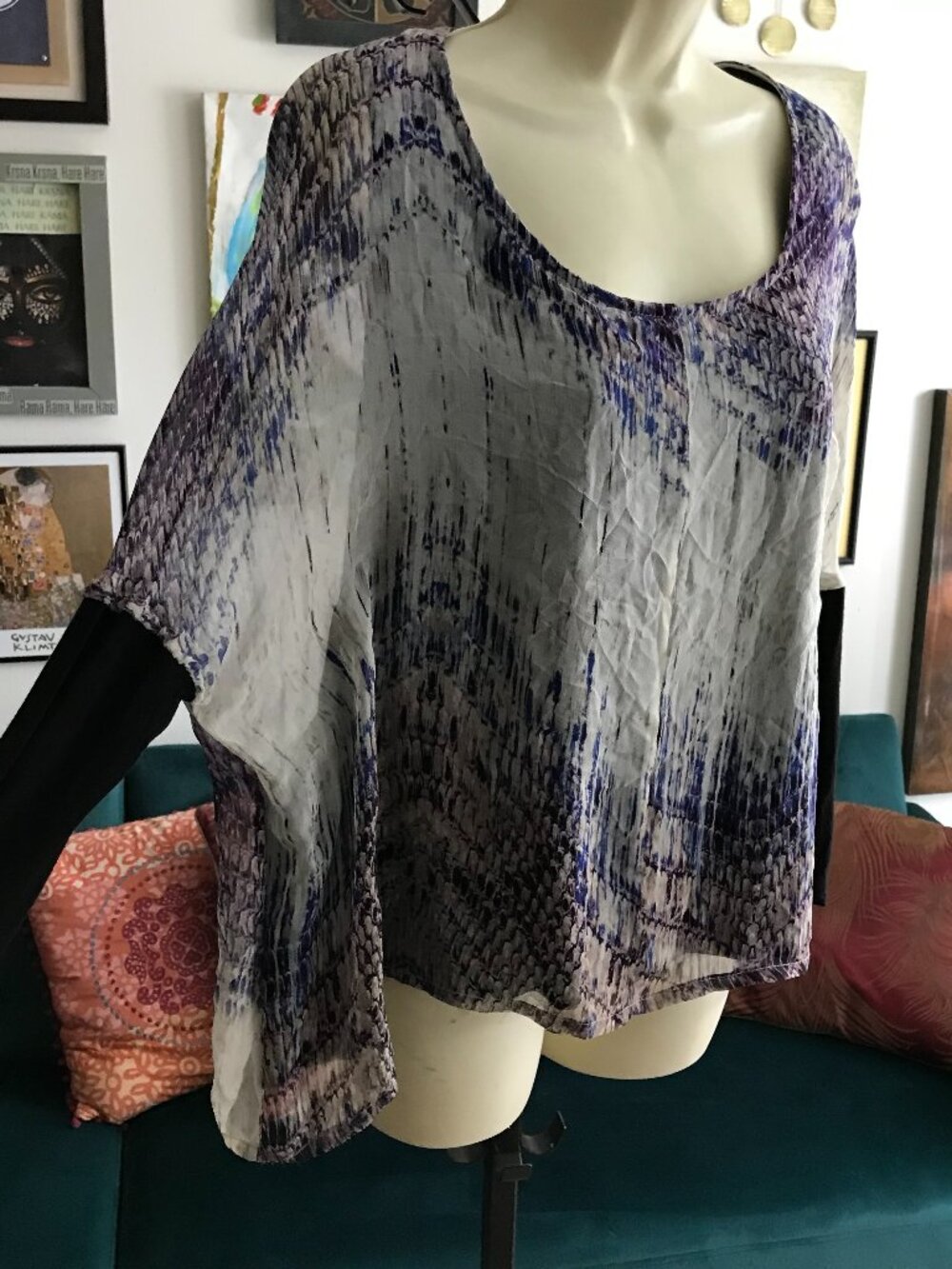 GYPSY 05 size L Purple & Gray Abstract Print Silk Flowy Dolman Sleeve Top NWT